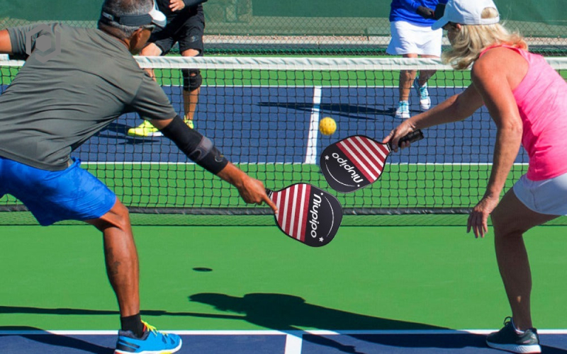 cach-chon-vot-pickleball